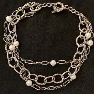 Elegant Silver and Pearl Chain Necklace